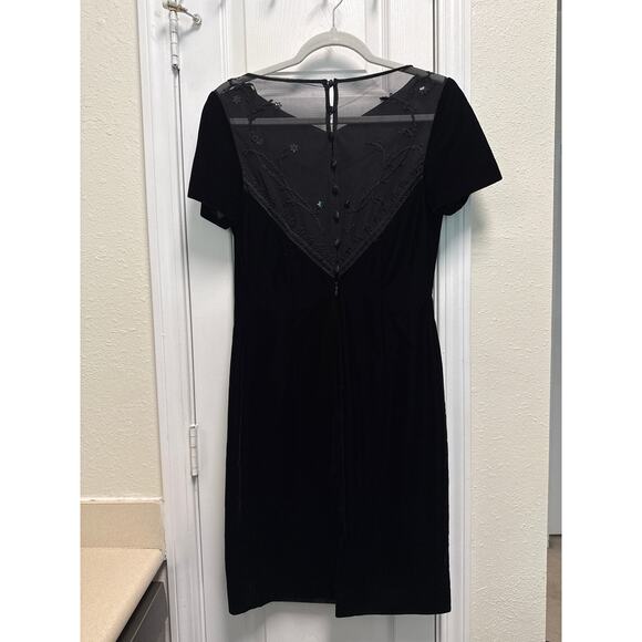 Vintage 90s Maggy London Mesh Embroidered Button Back Velvet Mini Dress Size 4 - Picture 4 of 9